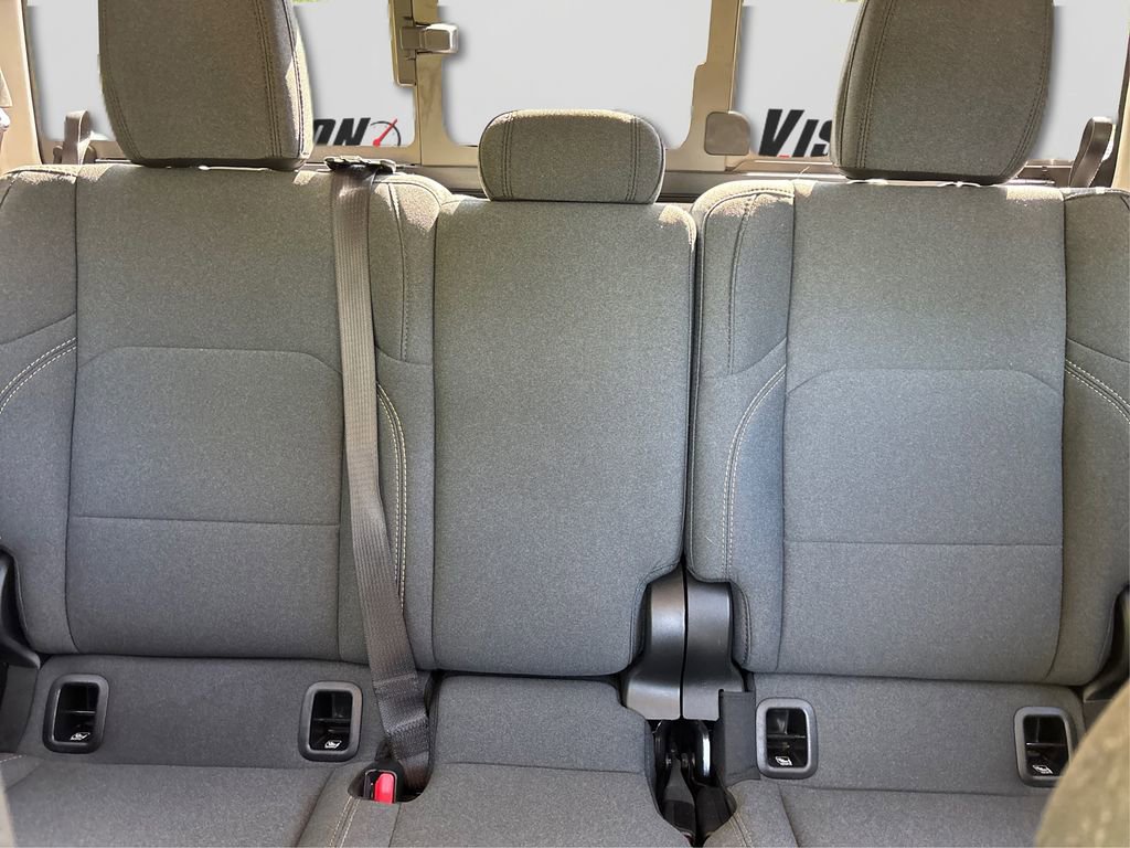 Used 2024 Jeep Gladiator Sport image 18