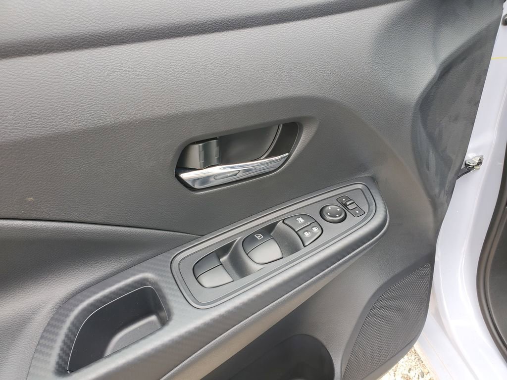New 2025 Nissan Versa SV w/ Trunk Package image 15