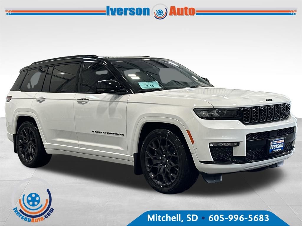 Used 2023 Jeep Grand Cherokee L Summit w/ Advanced Protech Group IV image 1