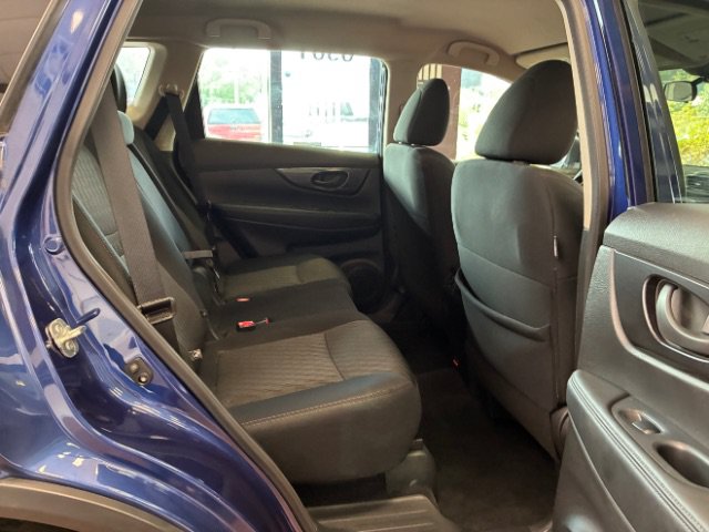 Used 2020 Nissan Rogue S AWD/4WD image 27