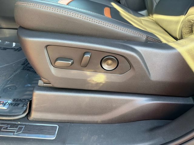 New 2026 GMC Sierra 2500 AT4 w/ AT4 Premium Plus Package AWD/4WD image 19