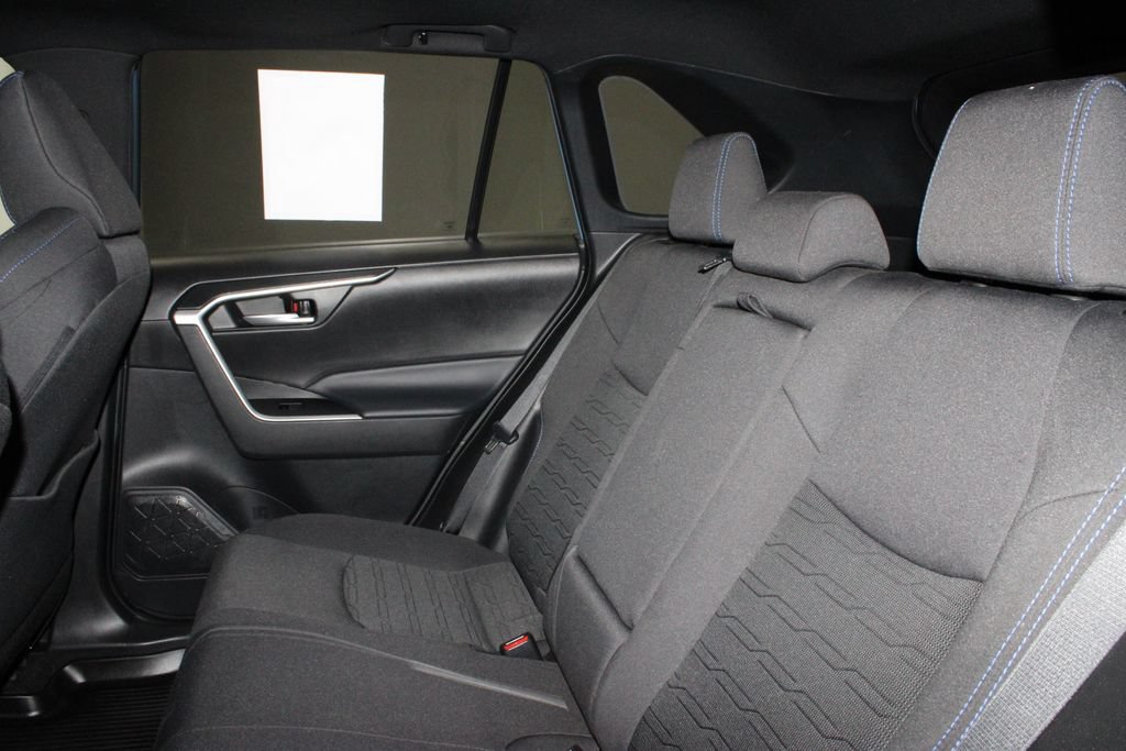 Used 2023 Toyota RAV4 SE w/ Convenience Package AWD/4WD image 21