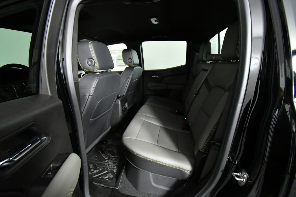 New 2026 Chevrolet Colorado ZR2 w/ Technology Package image 24