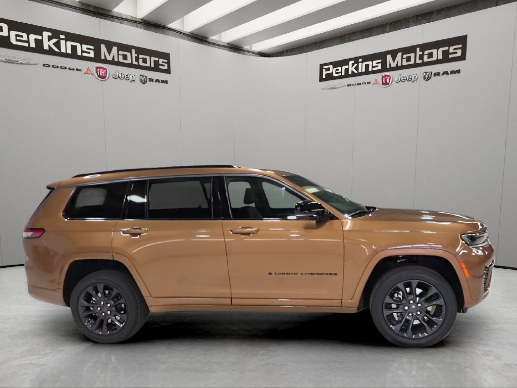 New 2026 Jeep Grand Cherokee L Limited AWD/4WD image 6
