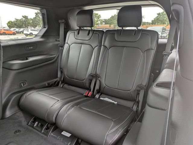 New 2026 Jeep Grand Cherokee L Limited w/ Limited Altitude Package RWD image 16