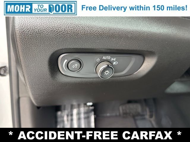 Used 2022 Chevrolet Traverse LT image 23