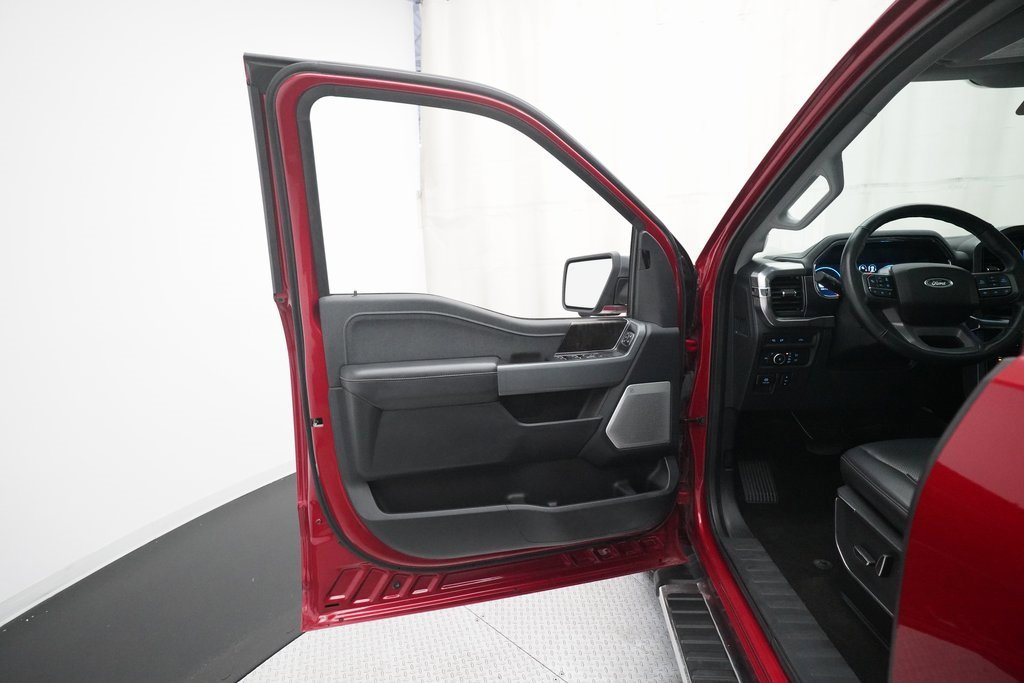 Used 2022 Ford F150 Lariat w/ Equipment Group 502A High image 26