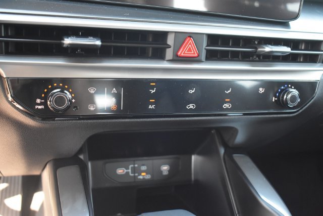 New 2026 Kia Sorento LX FWD image 27