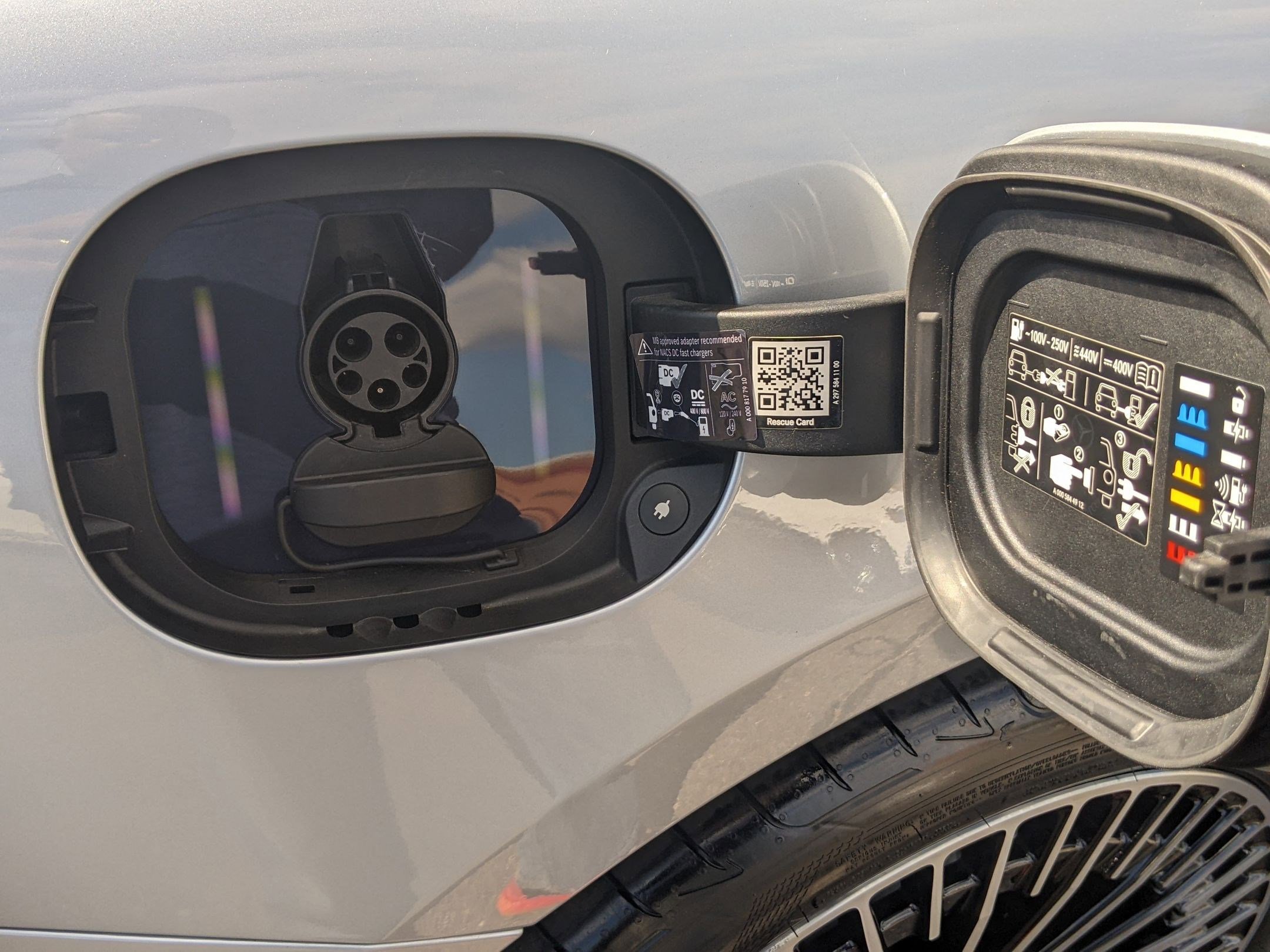 Certified 2023 Mercedes-Benz EQS 580 4MATIC Sedan image 35