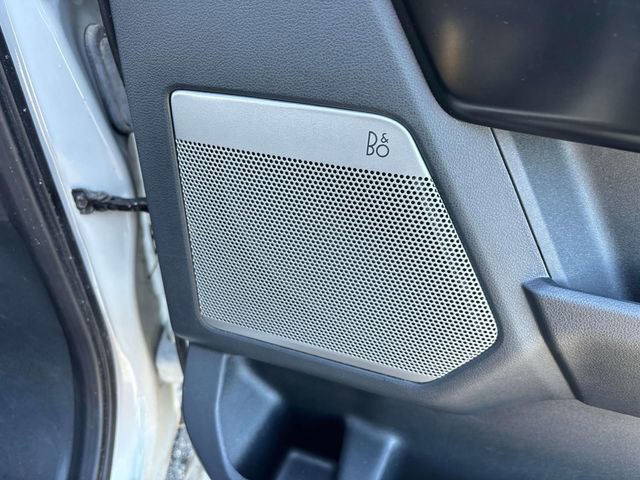 Used 2023 Ford F150 Platinum image 15