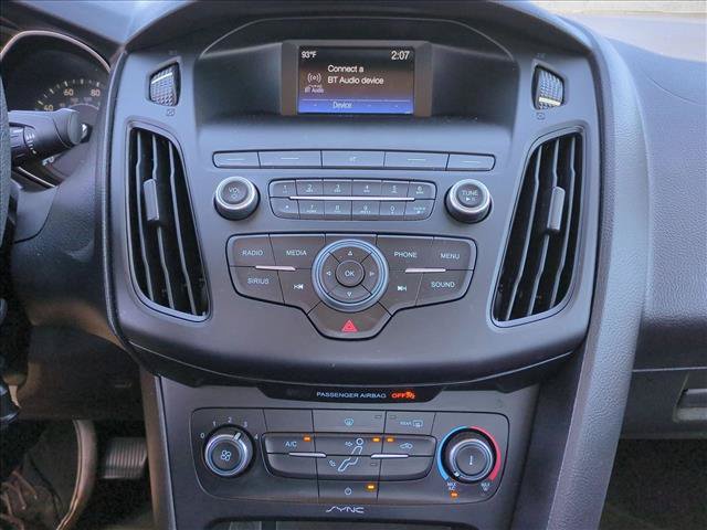 Used 2018 Ford Focus SE FWD image 12