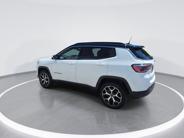 Used 2025 Jeep Compass Limited w/ Sun & Sound Group AWD/4WD image 6