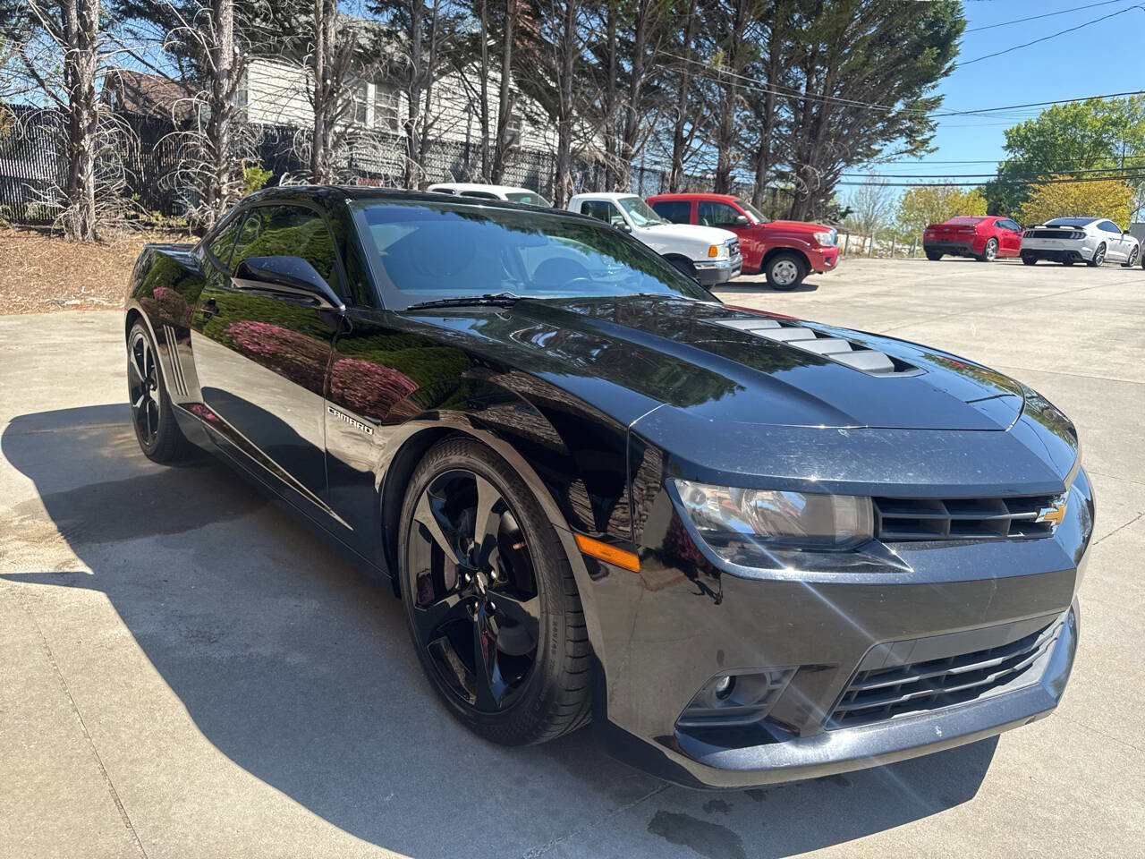 Used 2014 Chevrolet Camaro SS RWD image 6