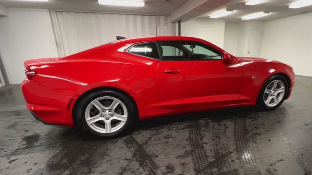 Certified 2022 Chevrolet Camaro LT RWD image 9
