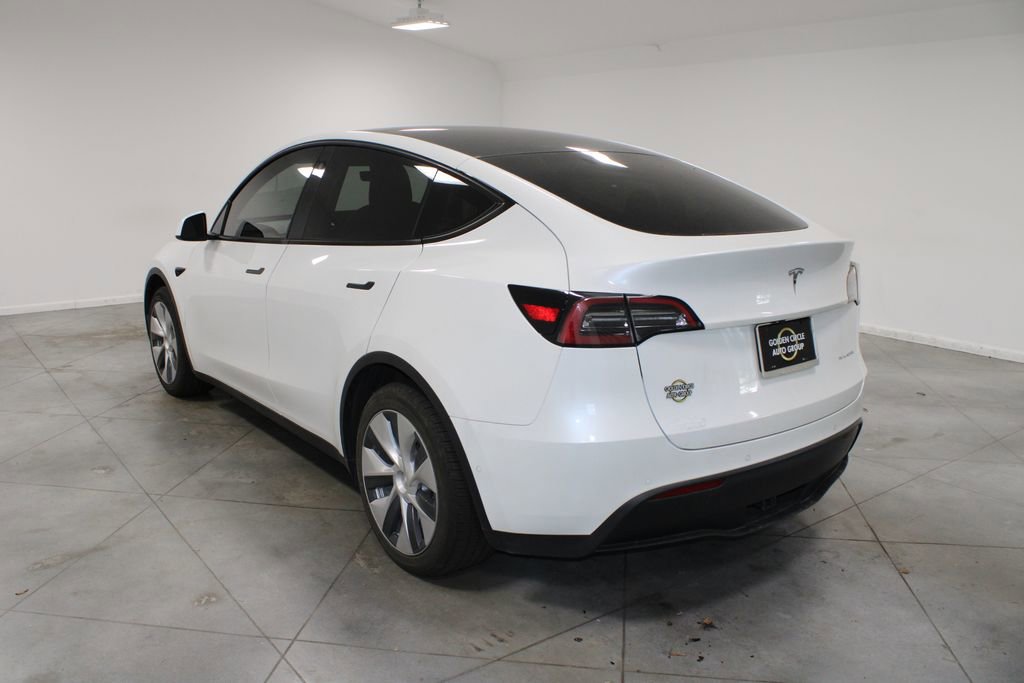 Used 2021 Tesla Model Y Long Range image 7