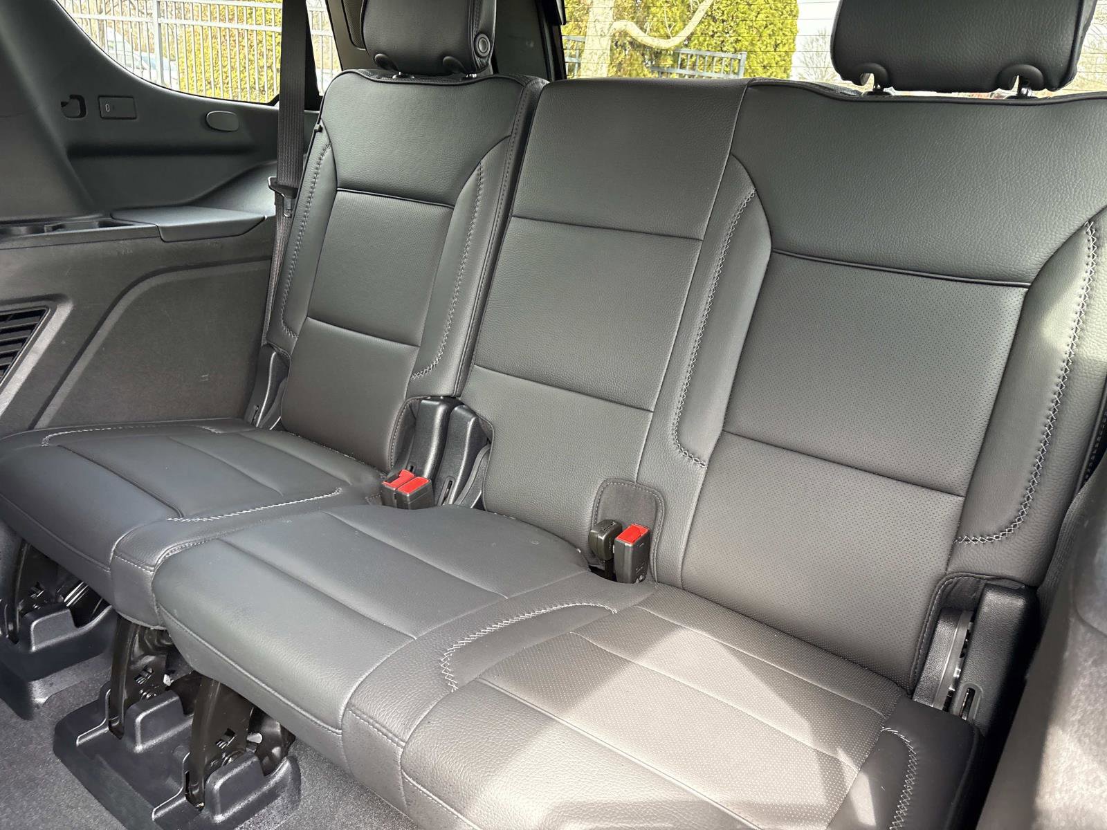 Certified 2025 GMC Yukon Denali image 31