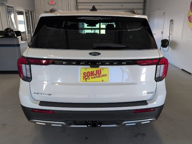 New 2026 Ford Explorer Active image 4