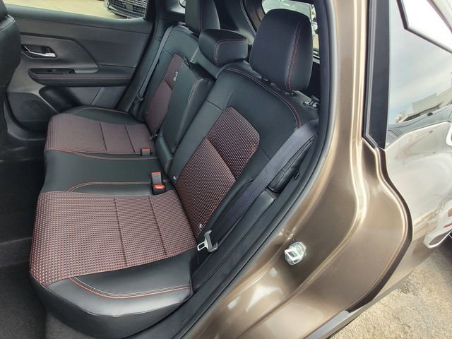 New 2026 Nissan Kicks SR w/ Cold Weather Package image 6