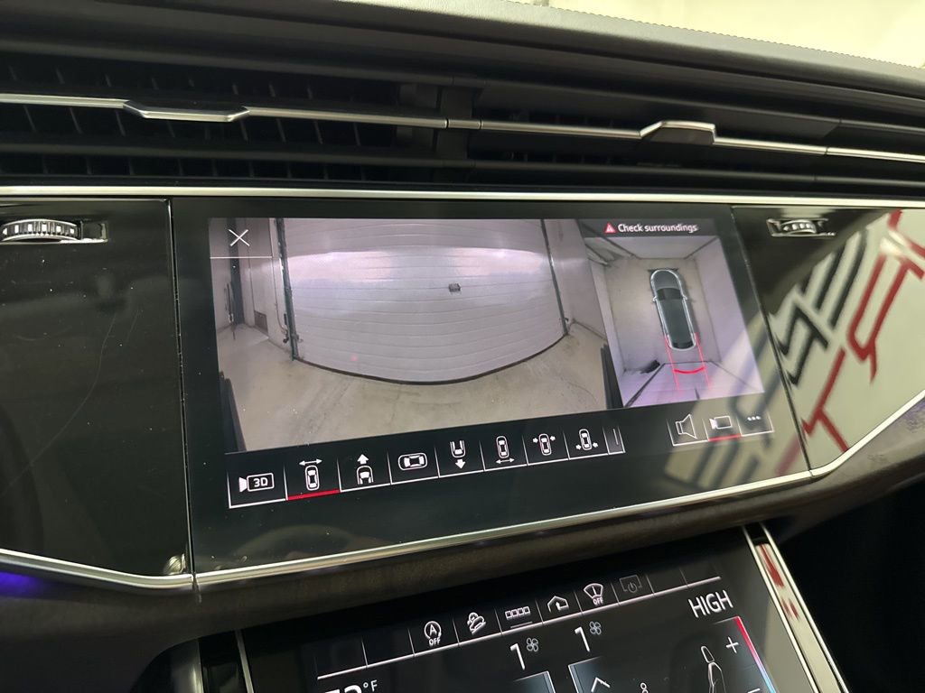 Used 2022 Audi Q8 Prestige image 27