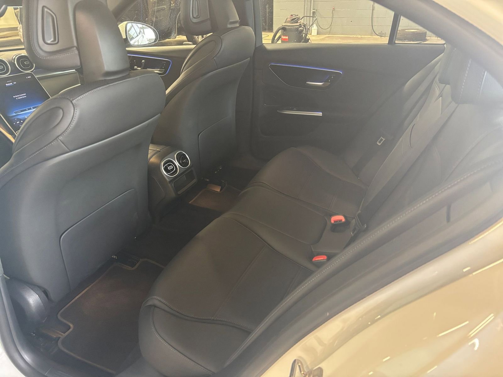Used 2024 Mercedes-Benz C 300 Sedan image 38