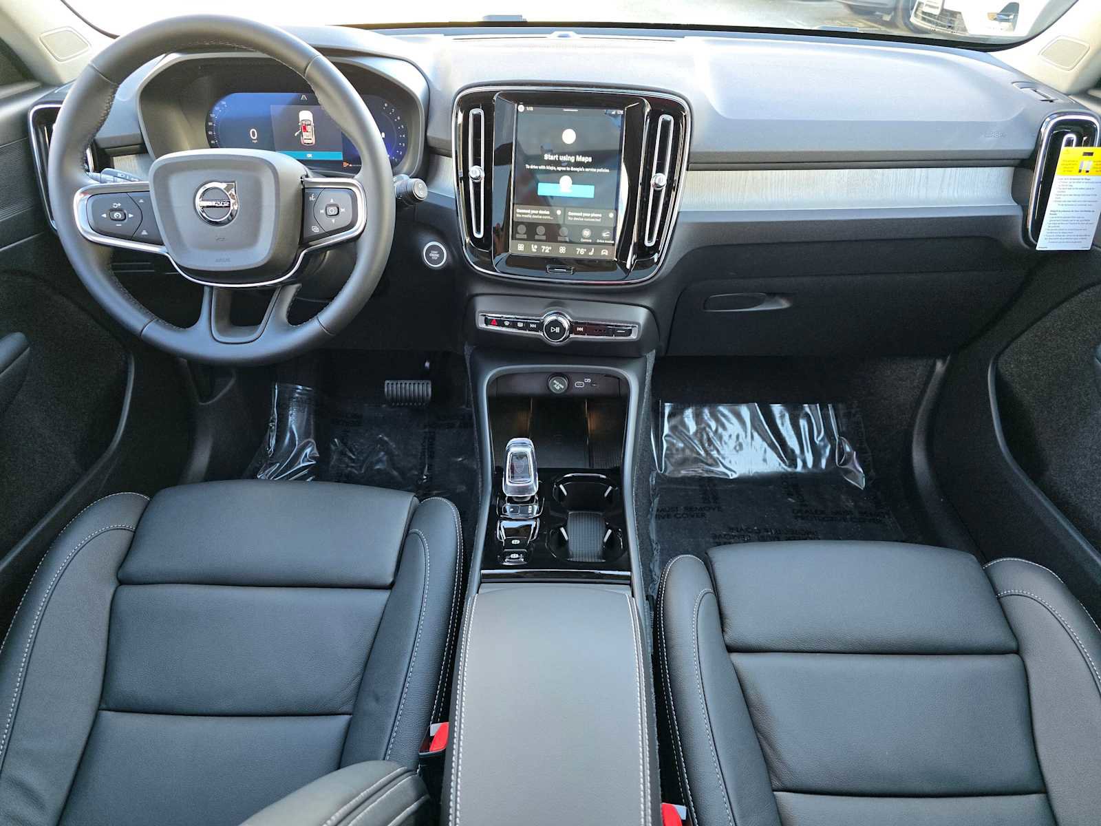 New 2026 Volvo XC40 B5 Plus w/ Protection Package Premier image 18