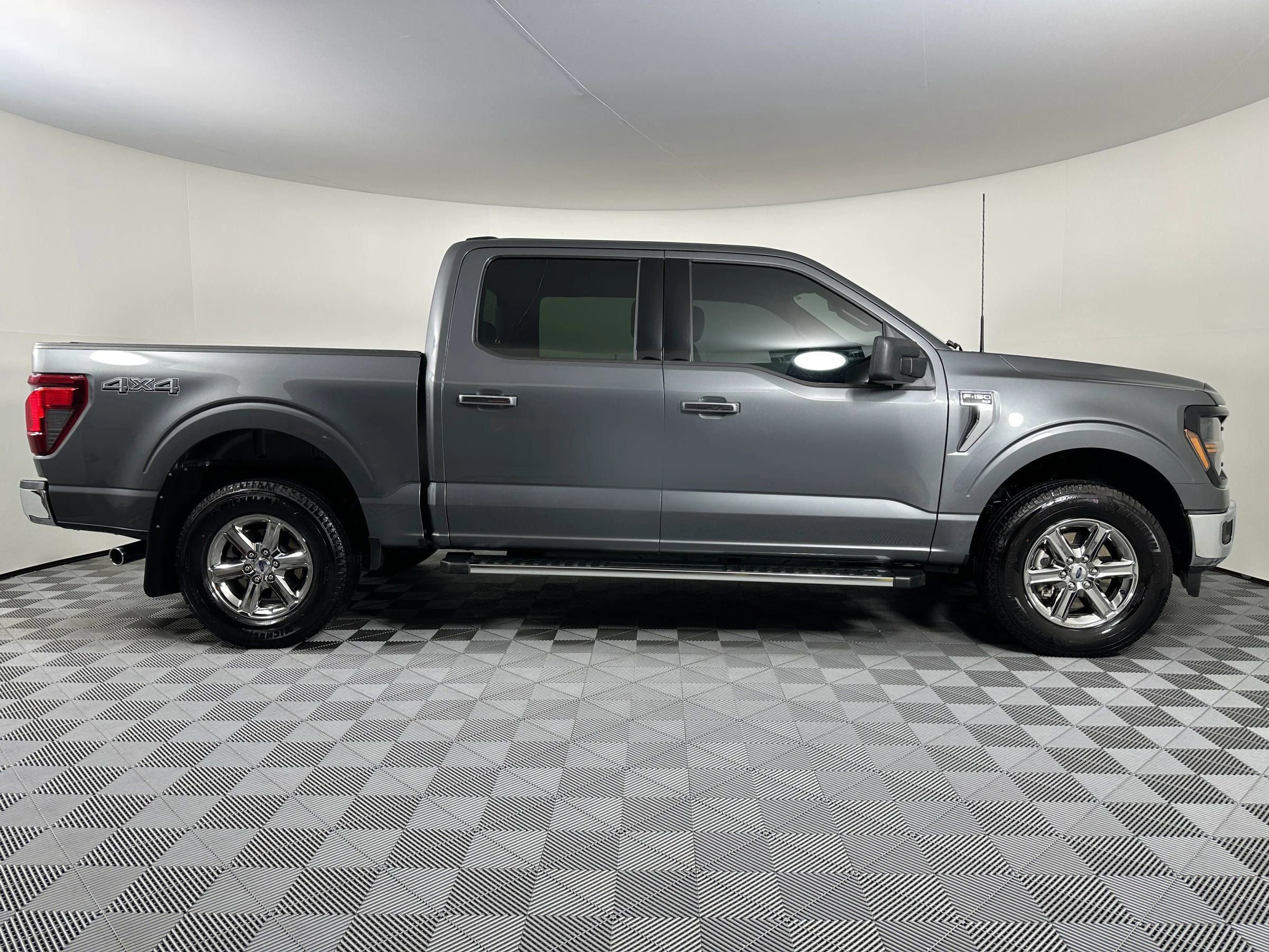 Used 2025 Ford F150 XLT w/ Equipment Group 301A Standard AWD/4WD image 8