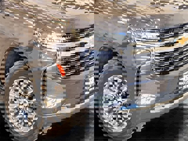 Used 2022 Chevrolet Tahoe LT w/ LT Signature Package image 38