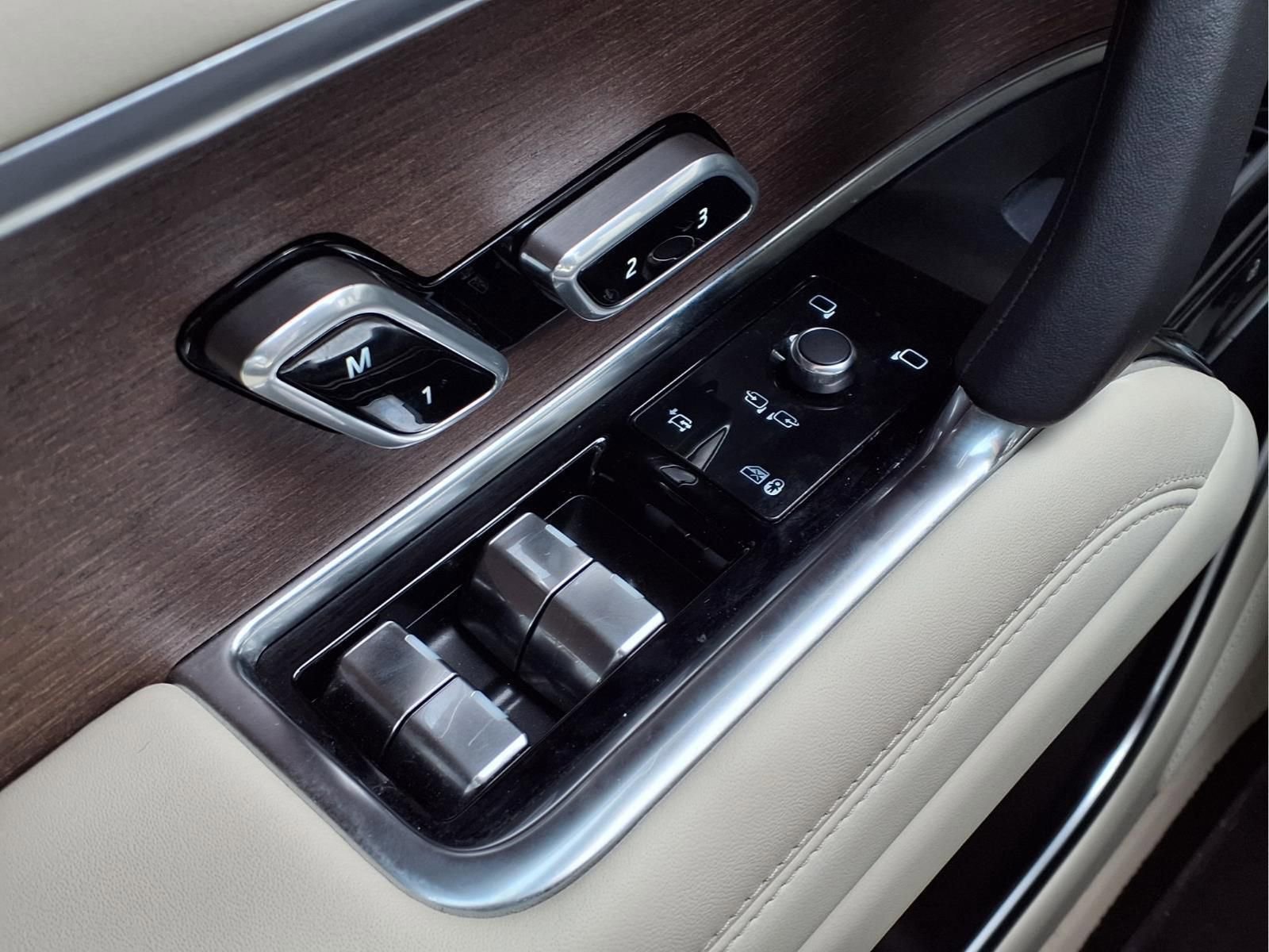 Used 2023 Land Rover Range Rover SE AWD/4WD image 24