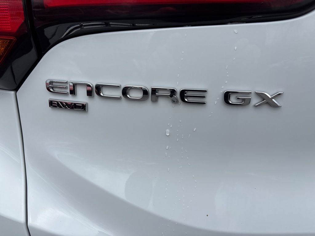 Used 2024 Buick Encore GX Preferred AWD/4WD image 16