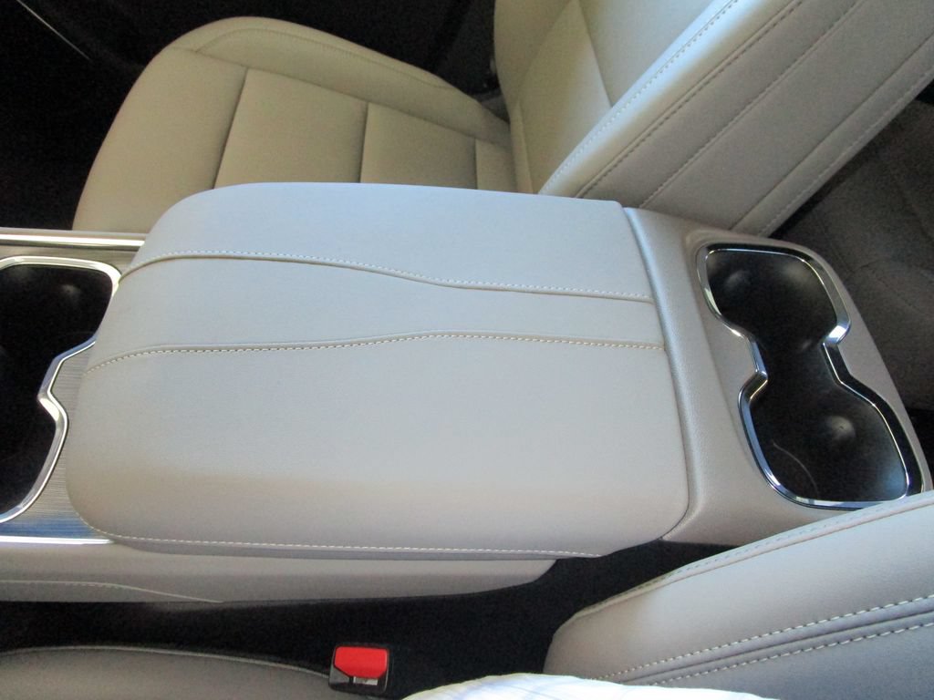 New 2026 GMC Acadia Elevation w/ Elevation Premium Package FWD image 35