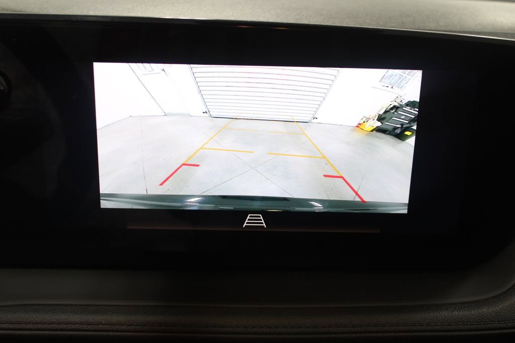 Used 2024 Buick Encore GX Sport Touring image 45