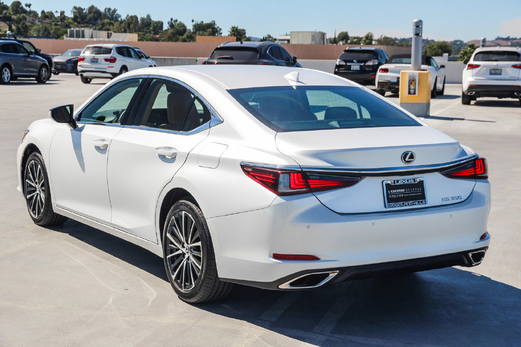 Certified 2024 Lexus ES 350 w/ Premium Package FWD image 7