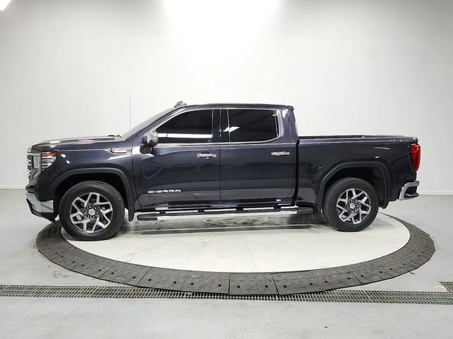 Used 2023 GMC Sierra 1500 SLT w/ SLT Premium Package image 4