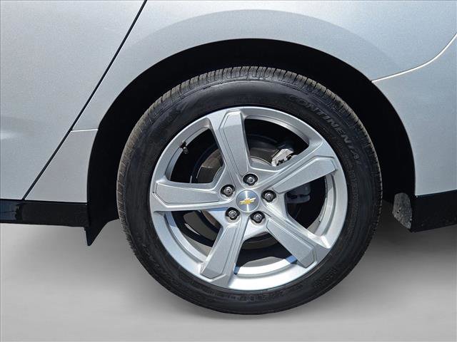 Used 2018 Chevrolet Volt LT w/ Comfort Package FWD image 28
