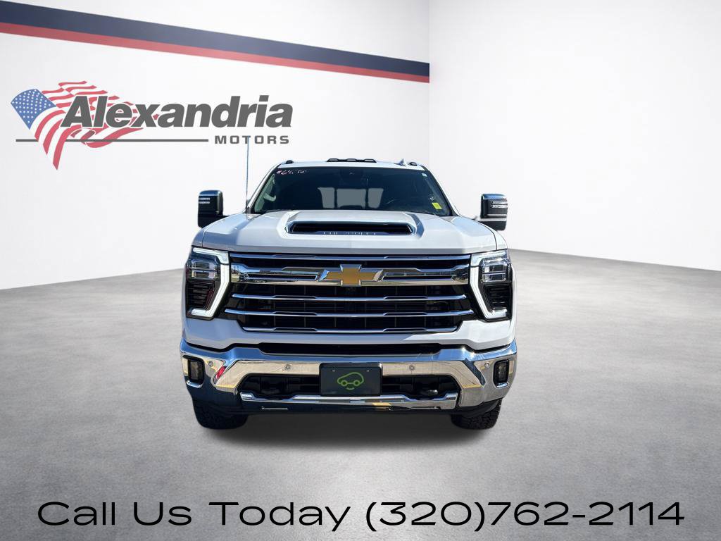 Certified 2025 Chevrolet Silverado 3500 LTZ w/ LTZ Plus Package AWD/4WD image 2