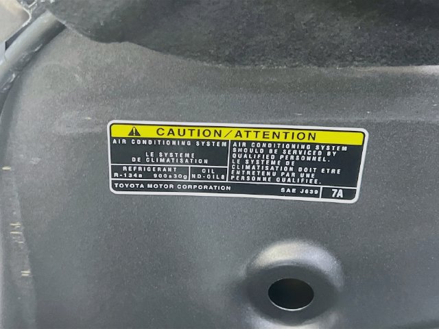 Used 2018 Toyota Sienna XLE w/ XLE Navigation Package FWD image 36