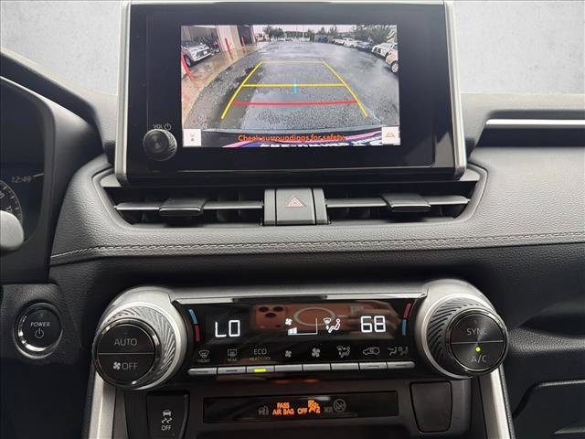 Used 2024 Toyota RAV4 XLE AWD/4WD image 20