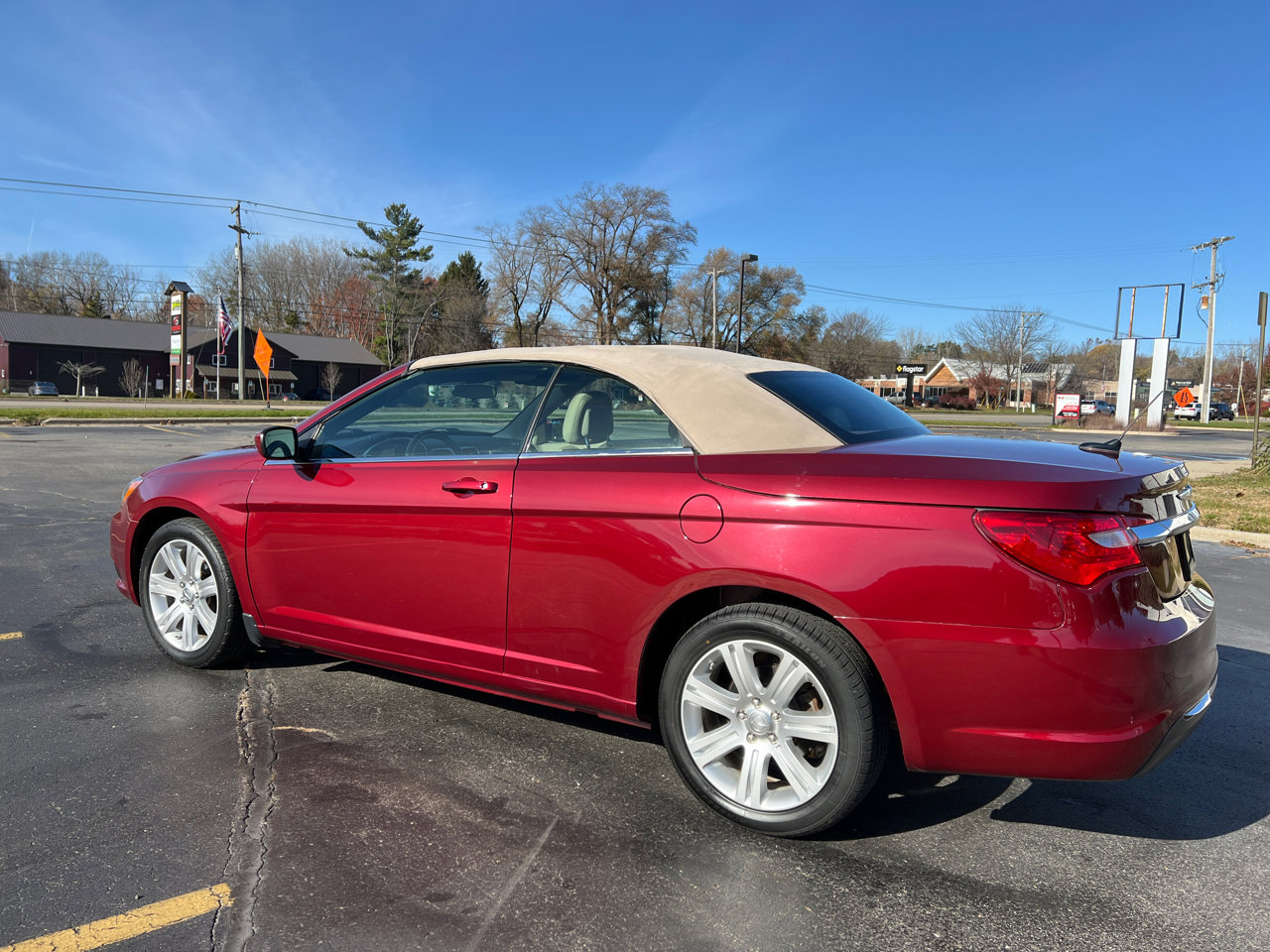 Used 2012 Chrysler 200 Touring image 16