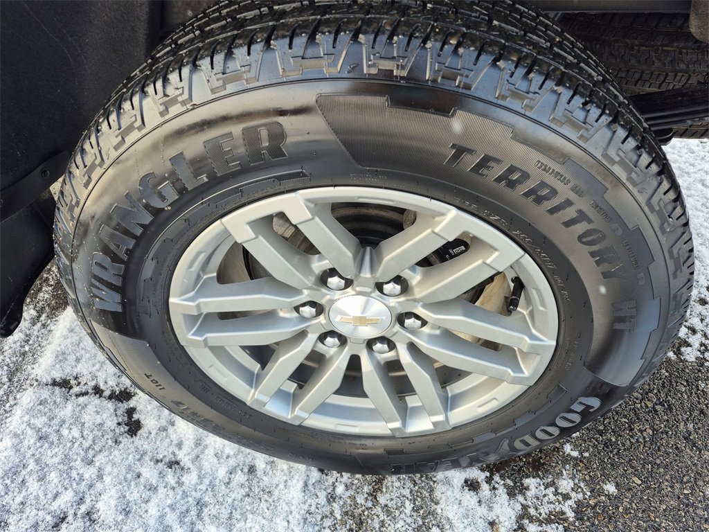 Used 2023 Chevrolet Colorado LT w/ LT Convenience Package II image 17