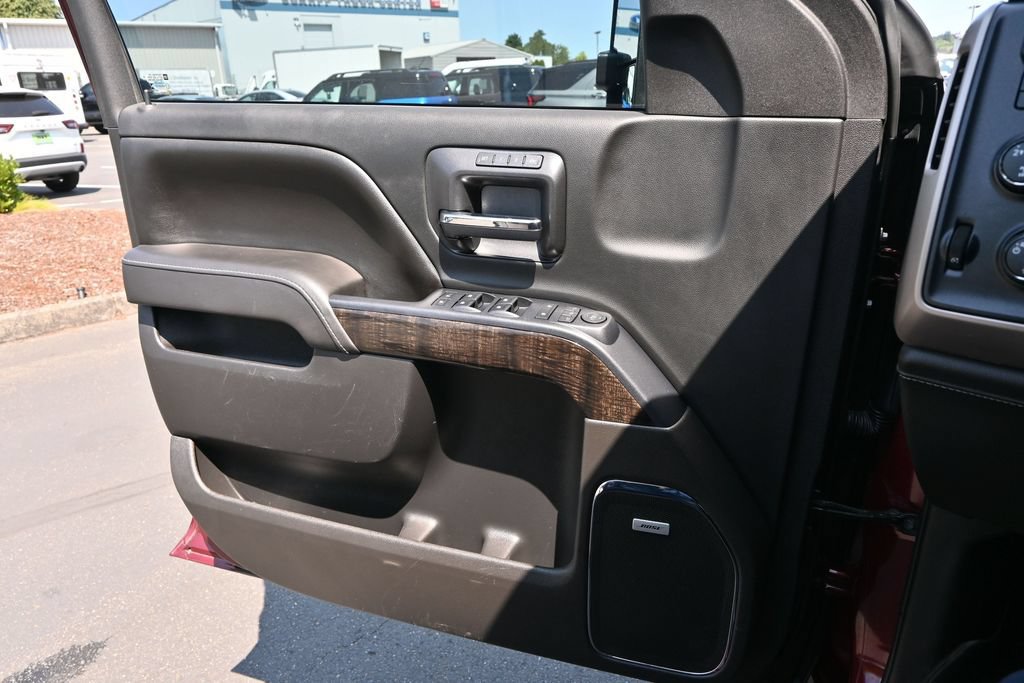 Used 2016 GMC Sierra 3500 Denali w/ Duramax Plus Package AWD/4WD image 17
