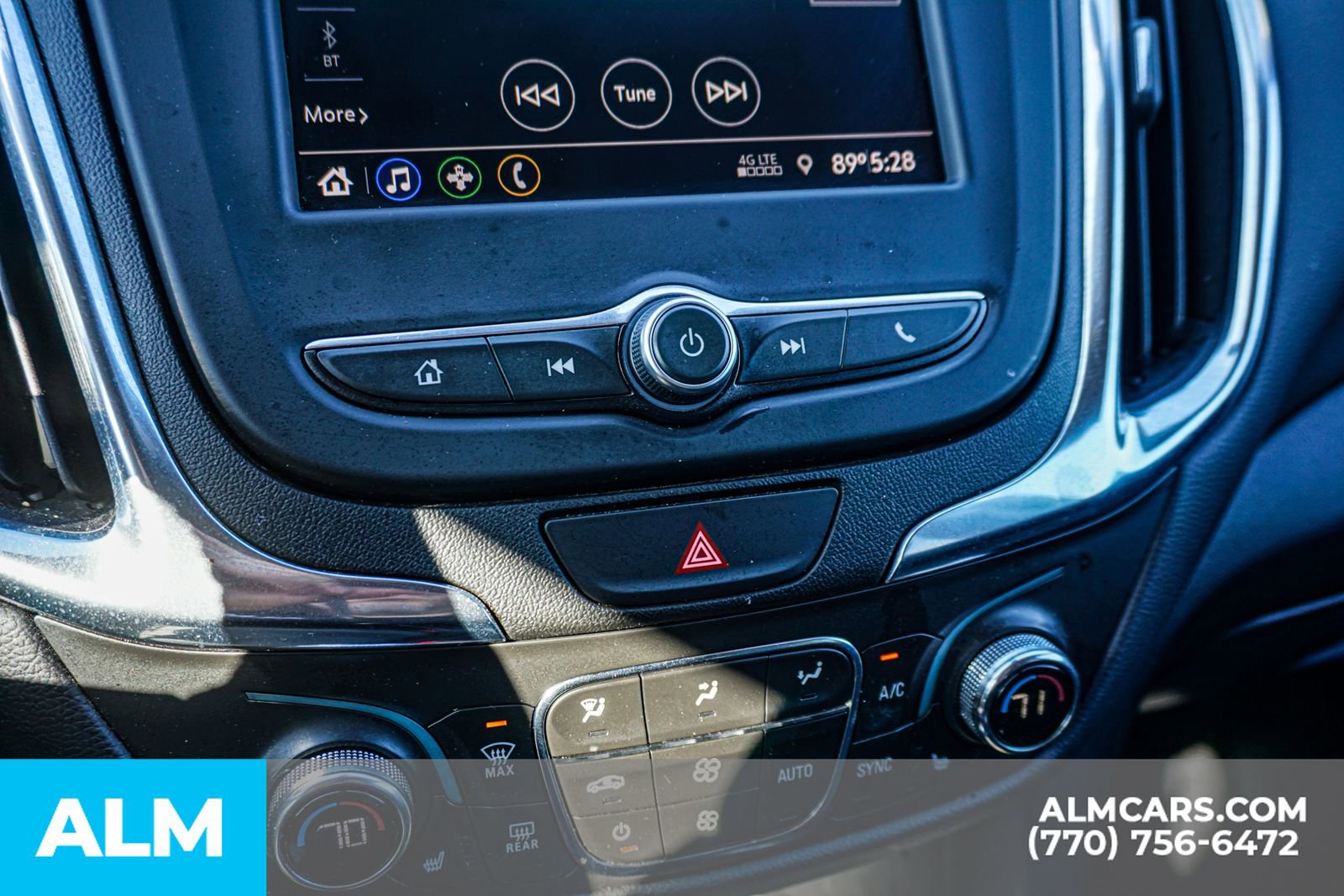 Used 2021 Chevrolet Equinox LT FWD image 47