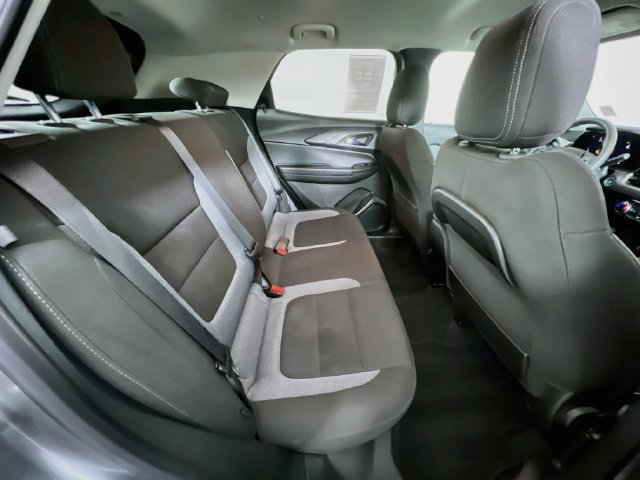 Used 2024 Chevrolet TrailBlazer LT AWD/4WD image 37