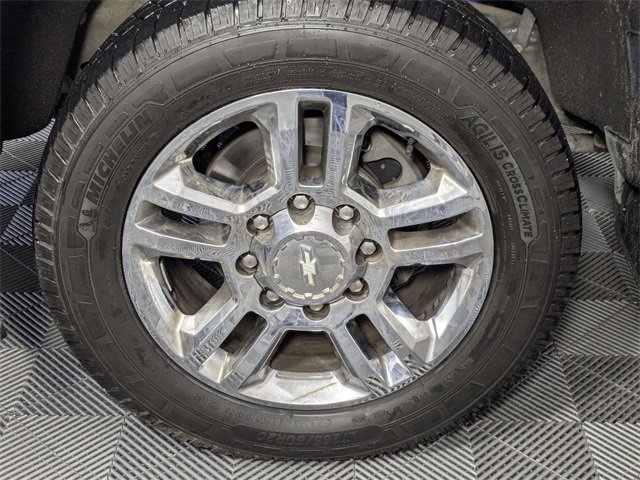 Used 2019 Chevrolet Silverado 2500 High Country w/ Duramax Plus Package image 15