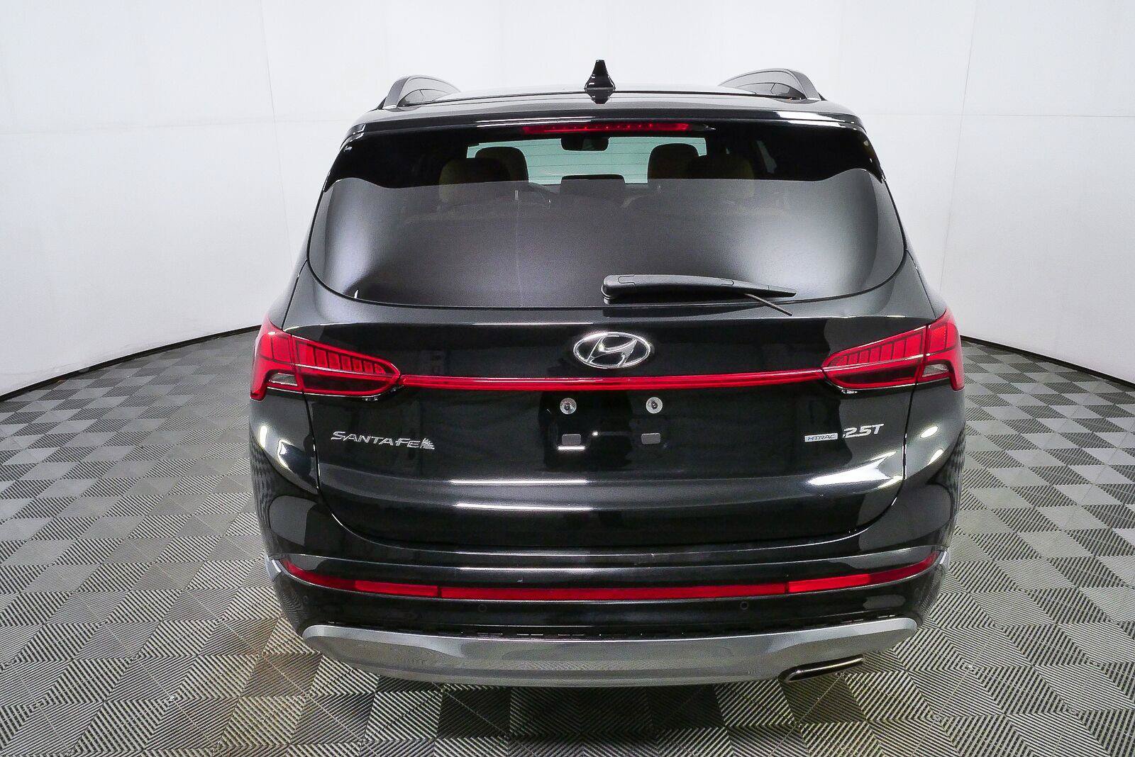 Used 2023 Hyundai Santa Fe Calligraphy AWD/4WD image 35