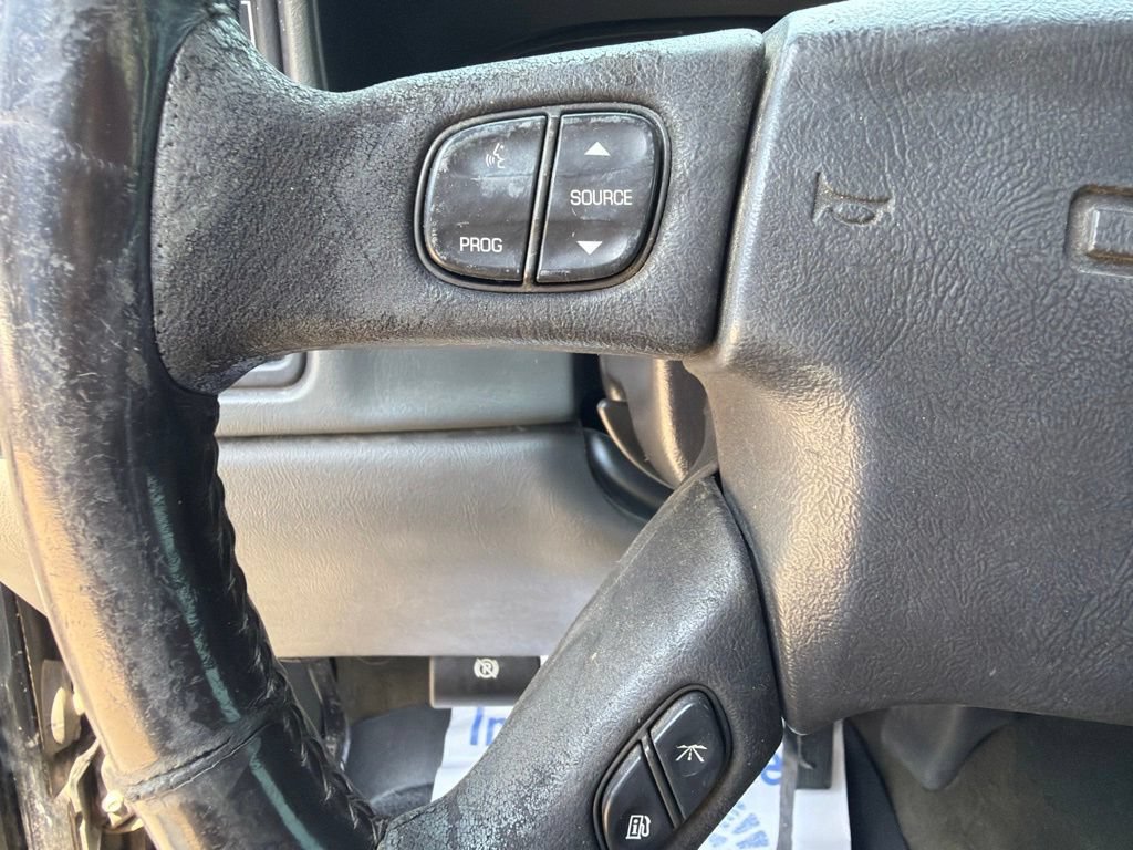 Used 2007 GMC Sierra 2500 SLE w/ Skid Plate Package AWD/4WD image 20
