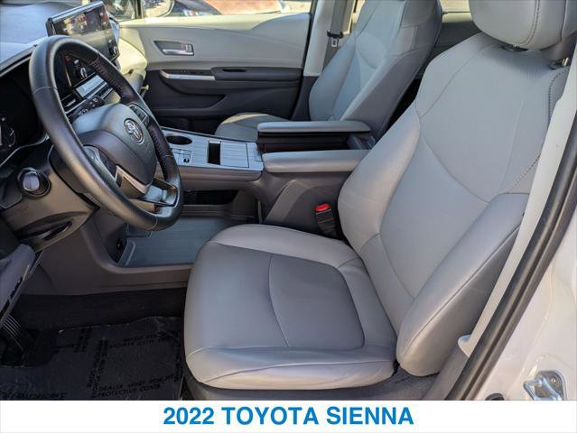 Used 2022 Toyota Sienna XLE image 20