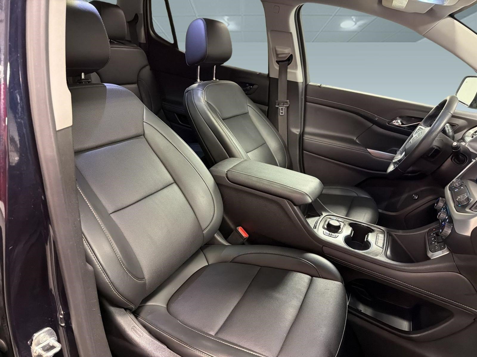 Used 2021 GMC Acadia SLT w/ Elevation Edition FWD image 23