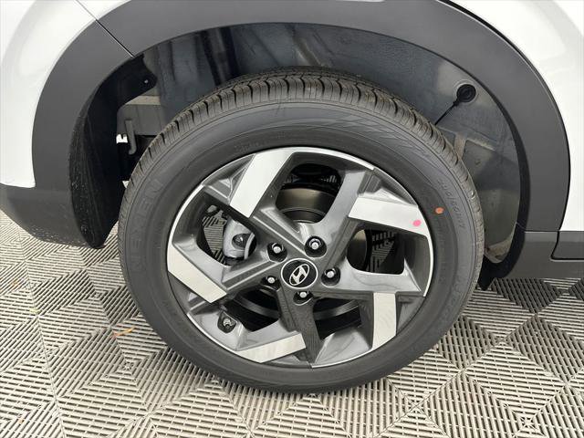 New 2026 Hyundai Venue SEL image 17