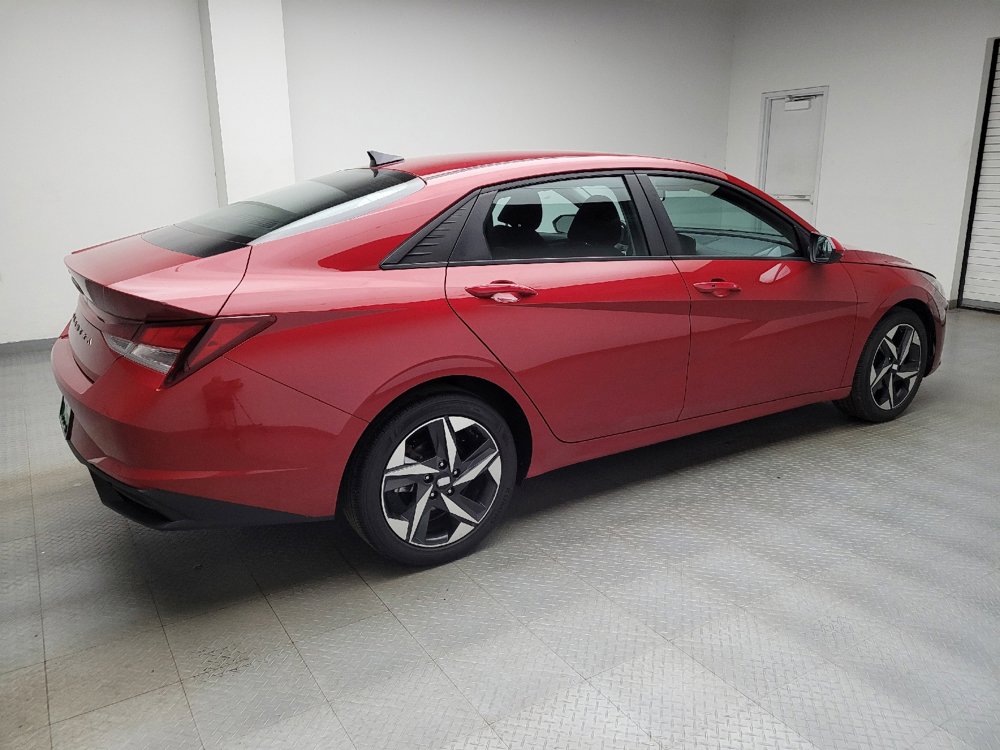 Used 2023 Hyundai Elantra SEL w/ Convenience Package FWD image 10