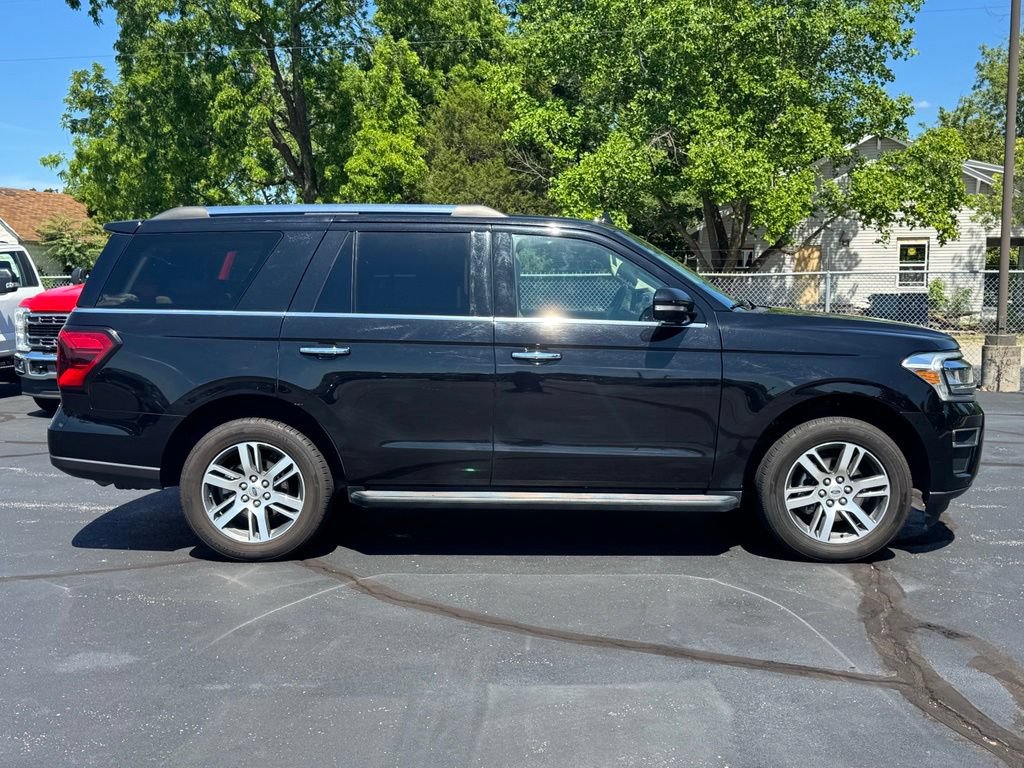 Used 2024 Ford Expedition Limited AWD/4WD image 24